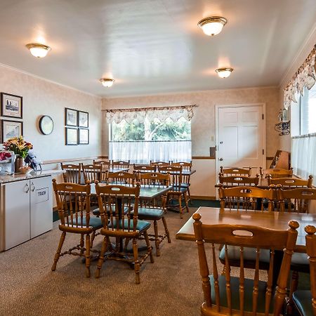 Baugh Motel, Surestay Collection By Best Western Logan Εξωτερικό φωτογραφία