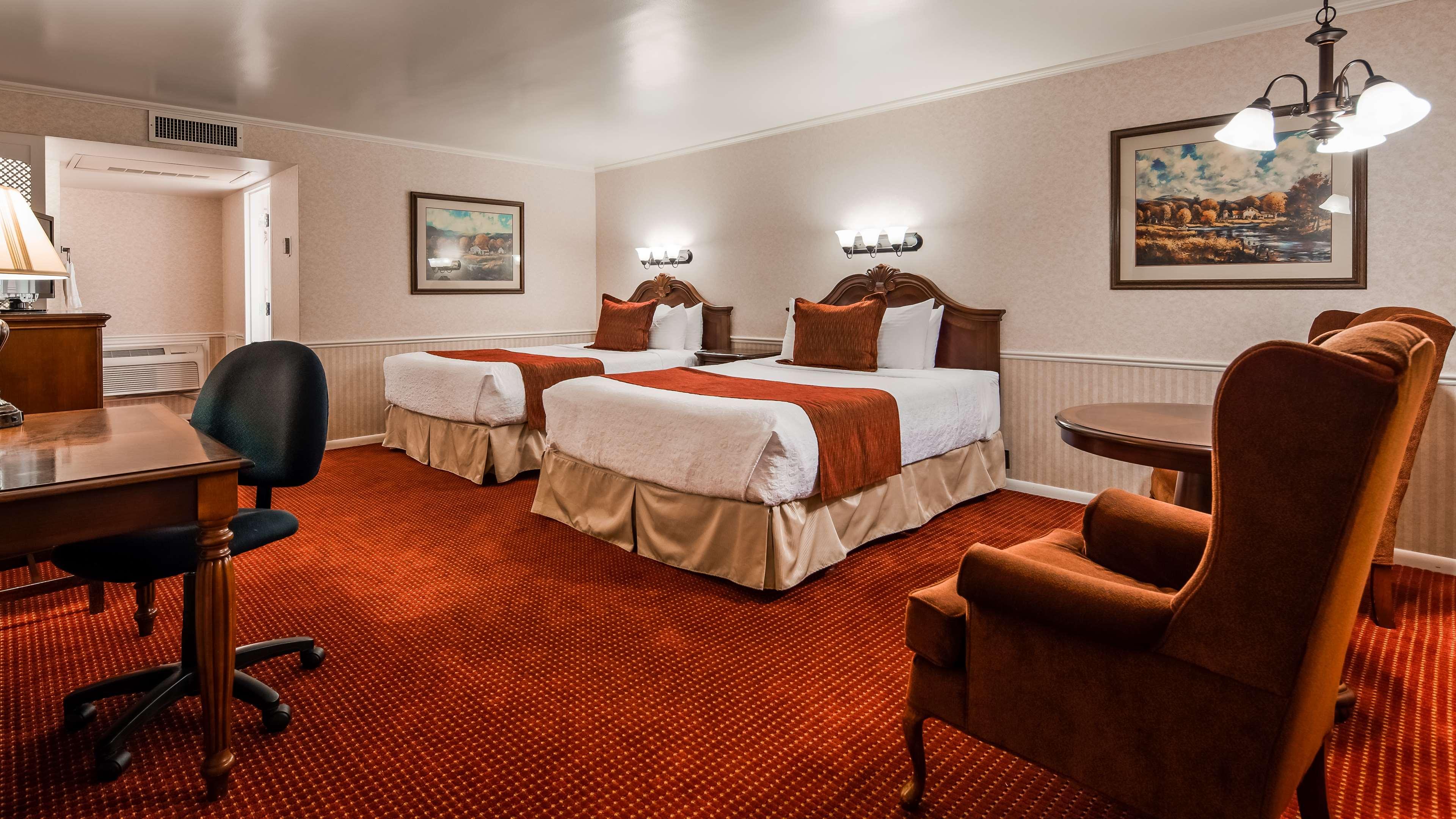 Baugh Motel, Surestay Collection By Best Western Logan Εξωτερικό φωτογραφία