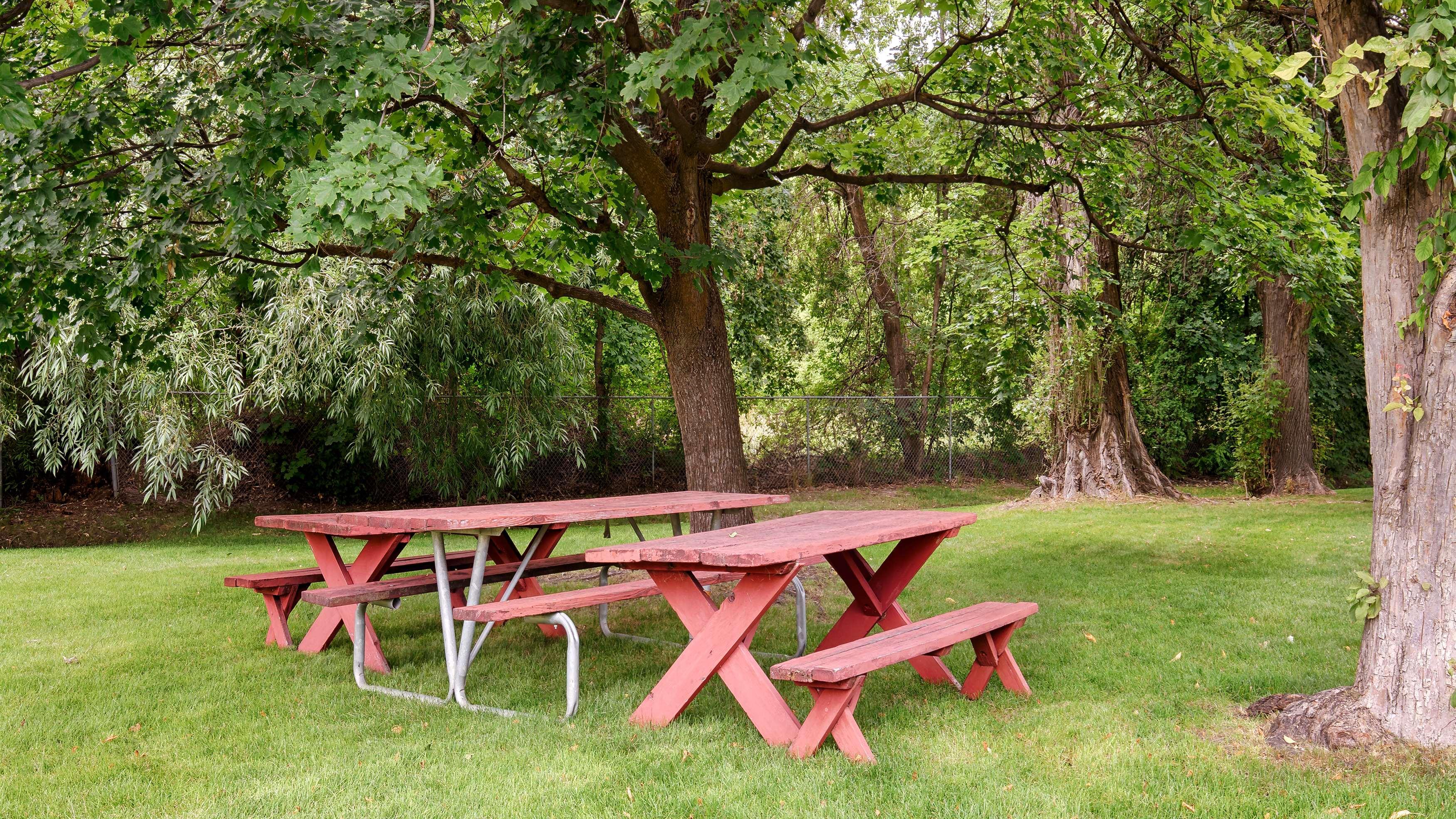 Baugh Motel, Surestay Collection By Best Western Logan Εξωτερικό φωτογραφία