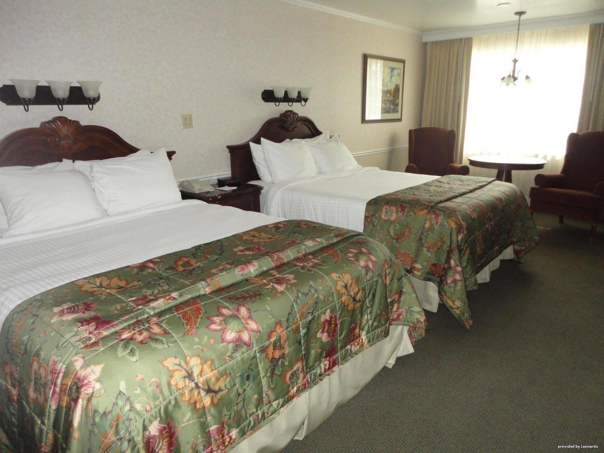 Baugh Motel, Surestay Collection By Best Western Logan Εξωτερικό φωτογραφία